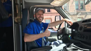 Meet the Sustainability Director Who Volunteers to Drive Columbia’s Commencement Shuttle