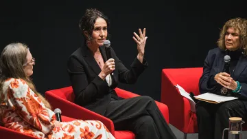 A Neuroscientist and a Playwright Discuss Memory