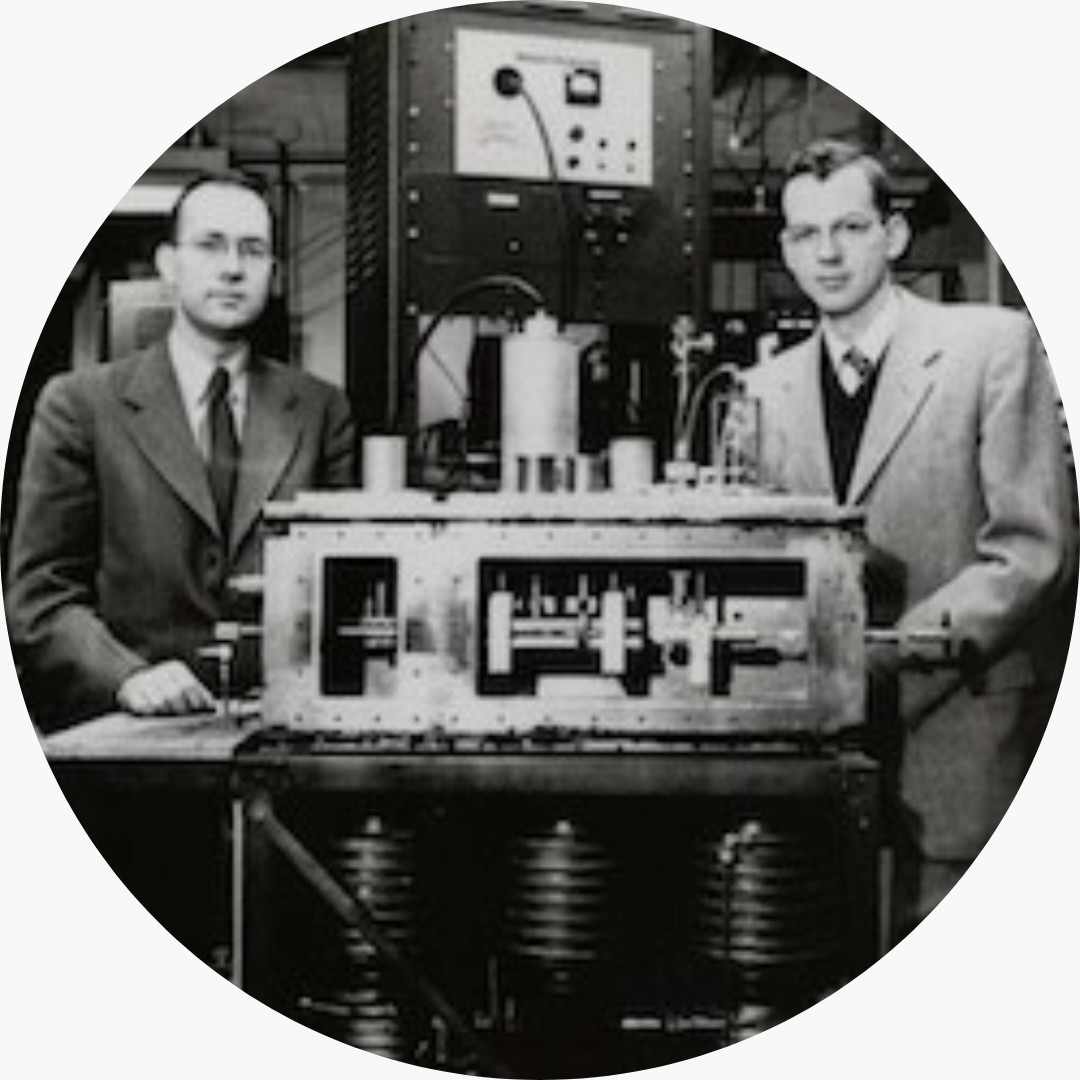 Charles Townes, the first MASER, and James Gordon. Credit: Columbia University Archive